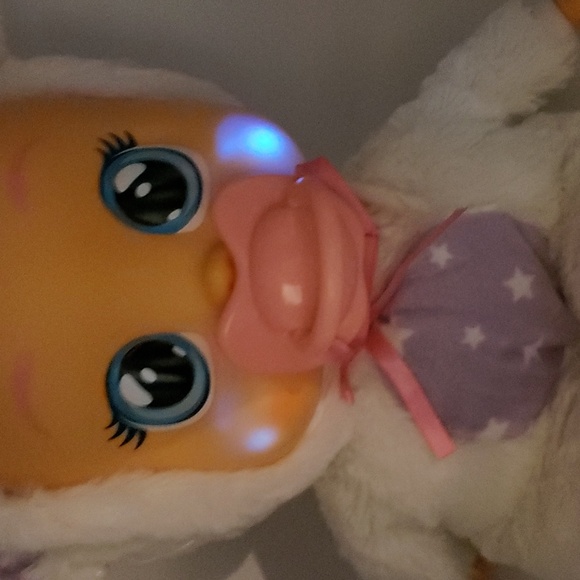 Cry Babies Goodnight Coney Interactive Doll Plush - Picture 4 of 9